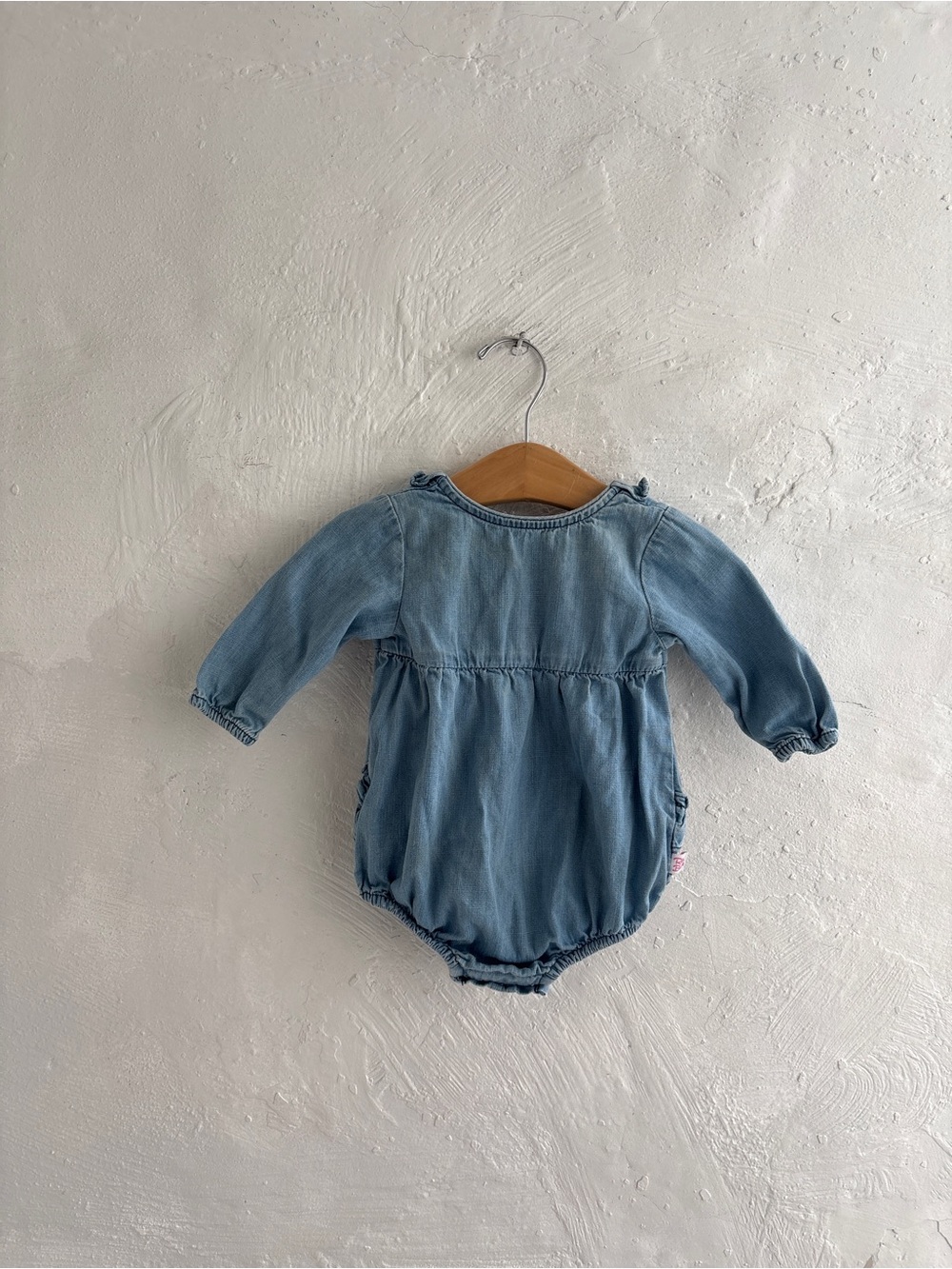 Ruffle butts 100% cotton bodysuit